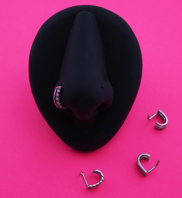 Double Line Chain Nose Curve - Mrs Treak