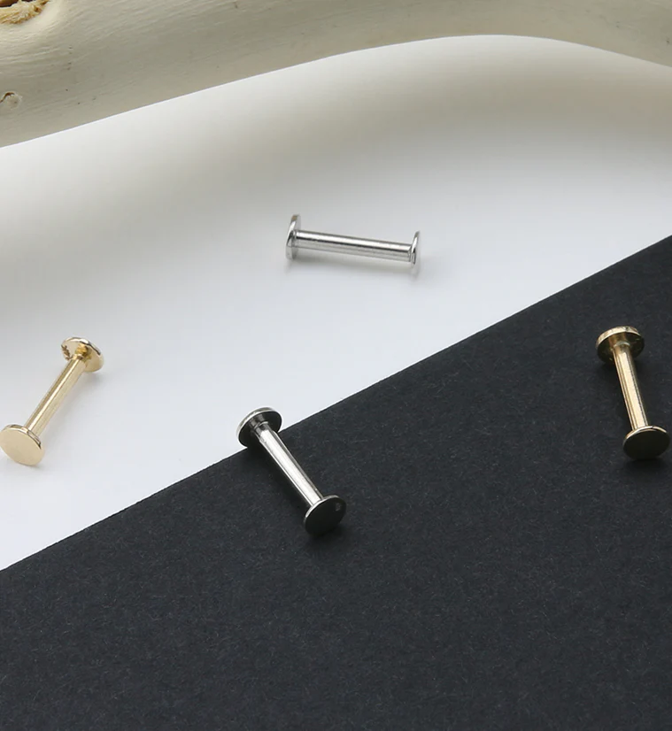 14kt White Gold Disk Labret - Mrs Treak