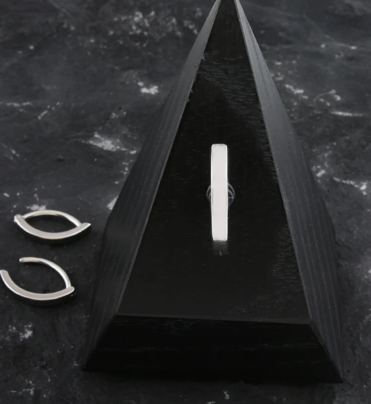 Bar Stainless Steel Hinged Belly Button Ring - Mrs Treak