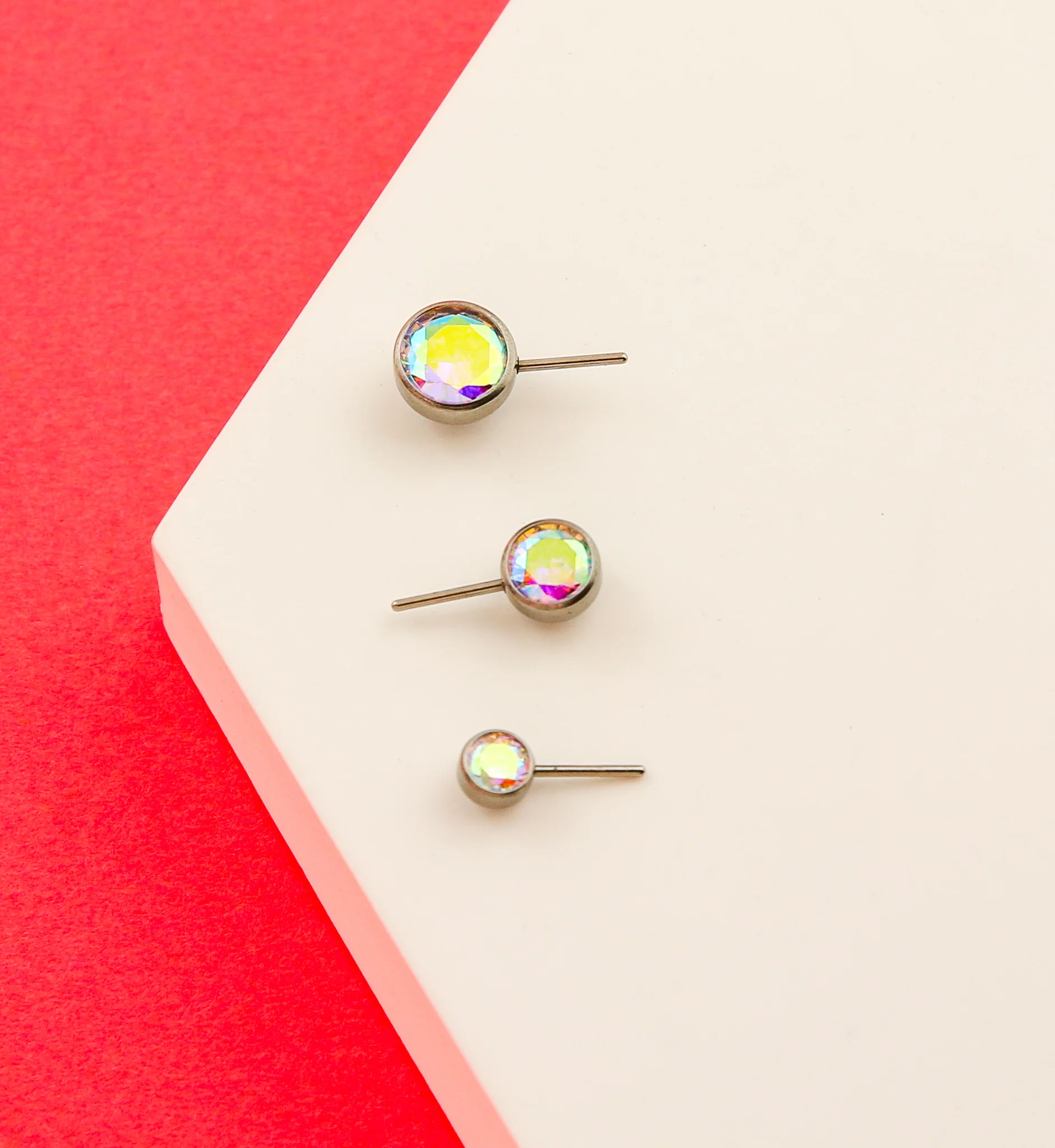 Forward Facing Bezel Rainbow Aurora CZ Titanium Threadless Top - Mrs Treak