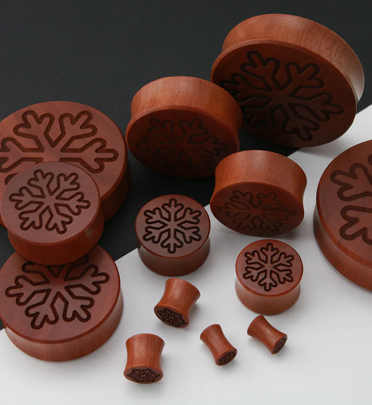 Snowflake Engraved Wood Plugs - Mrs Treak