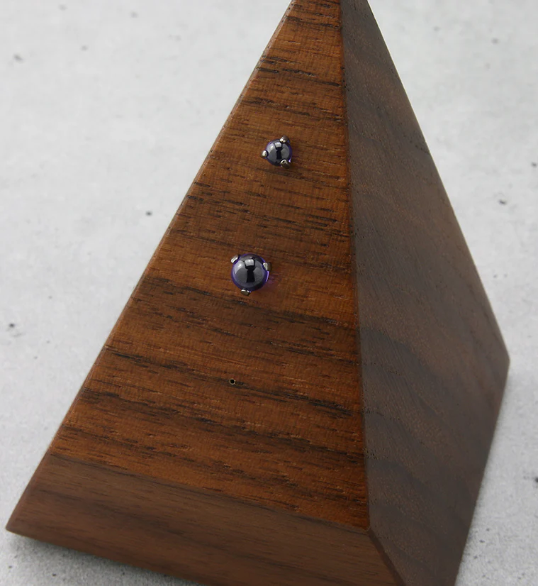 Purple Glass Claw Titanium Threadless Top - Mrs Treak