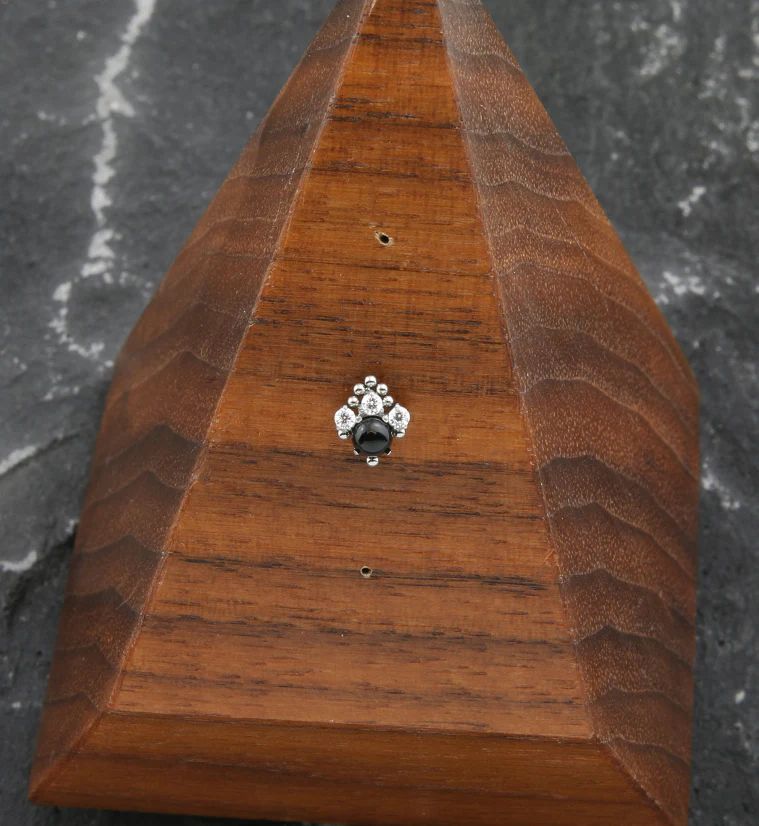 Onyx Stone Clear CZ Titanium Threadless Top - Mrs Treak