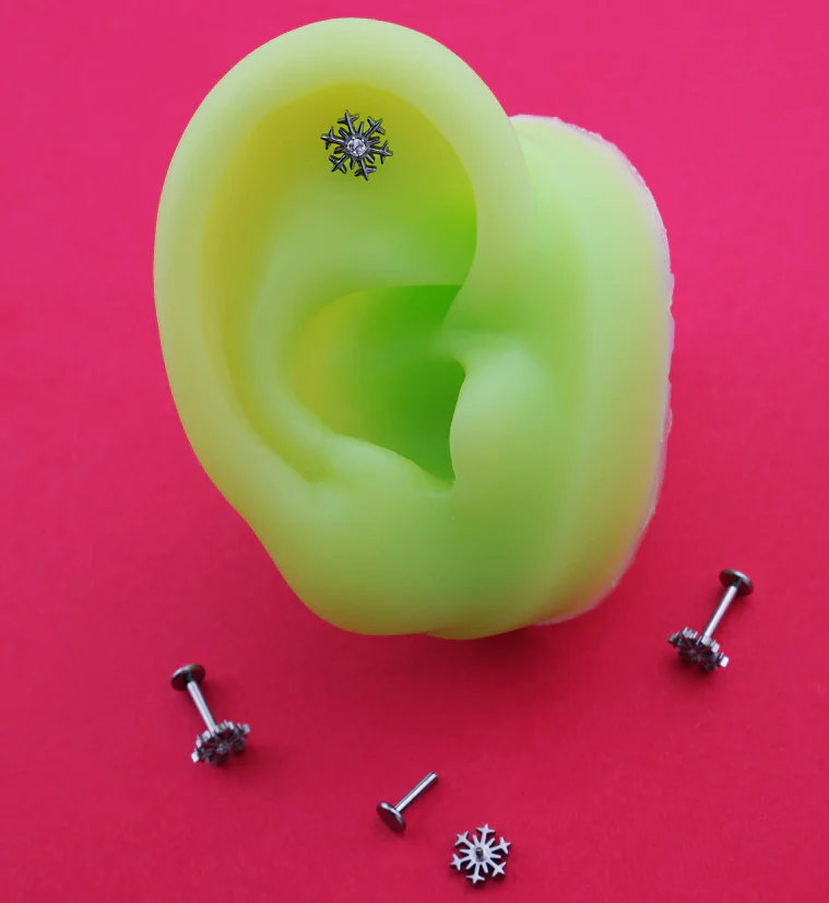 Snowflake Centered CZ Titanium Internally Threaded Labret - Mrs Treak