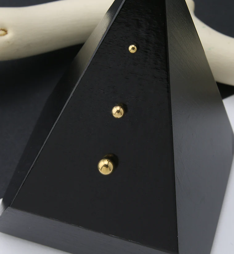 24kt Gold PVD Titanium Ball Threadless Top - Mrs Treak