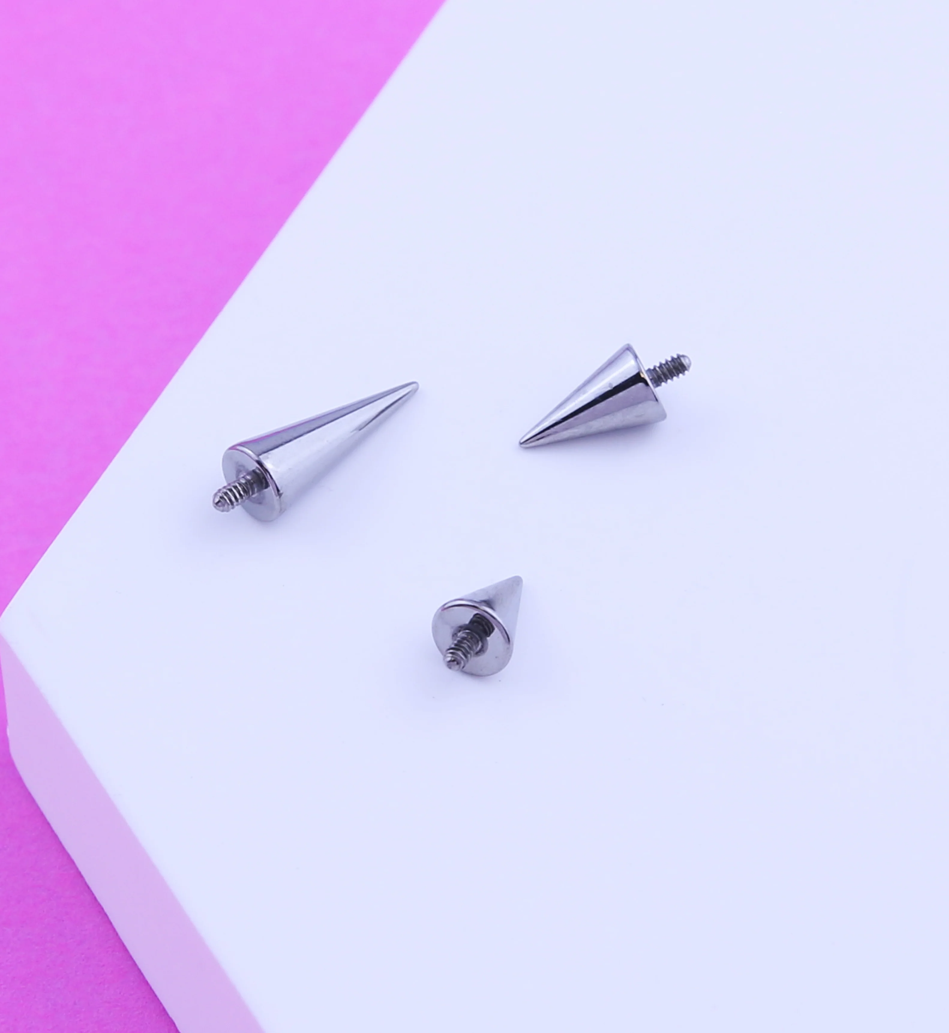 Titanium Internally Threaded Replacement Spikes - Mrs Treak