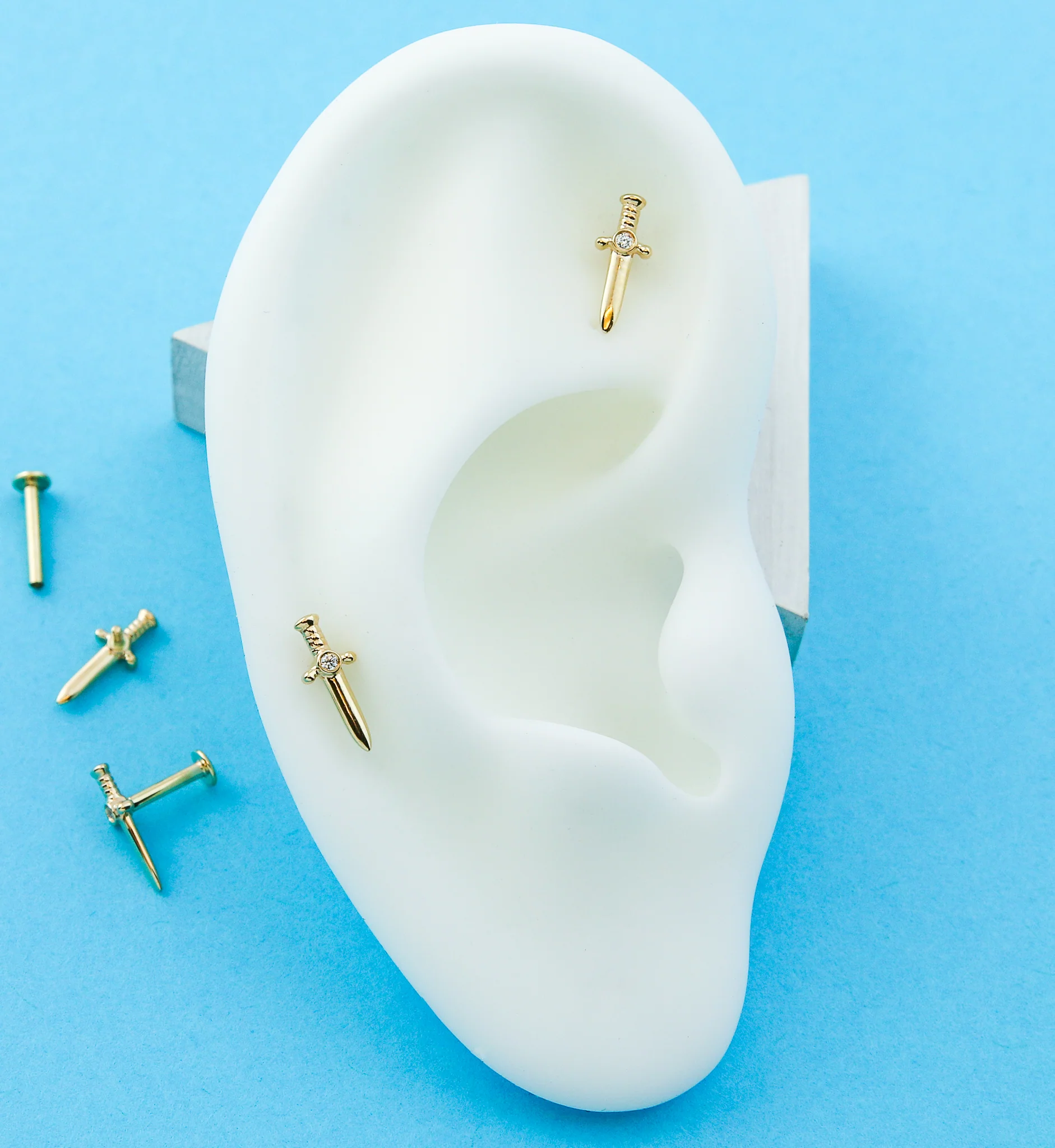 14kt Gold Dagger Clear CZ Internally Threaded Labret - Mrs Treak