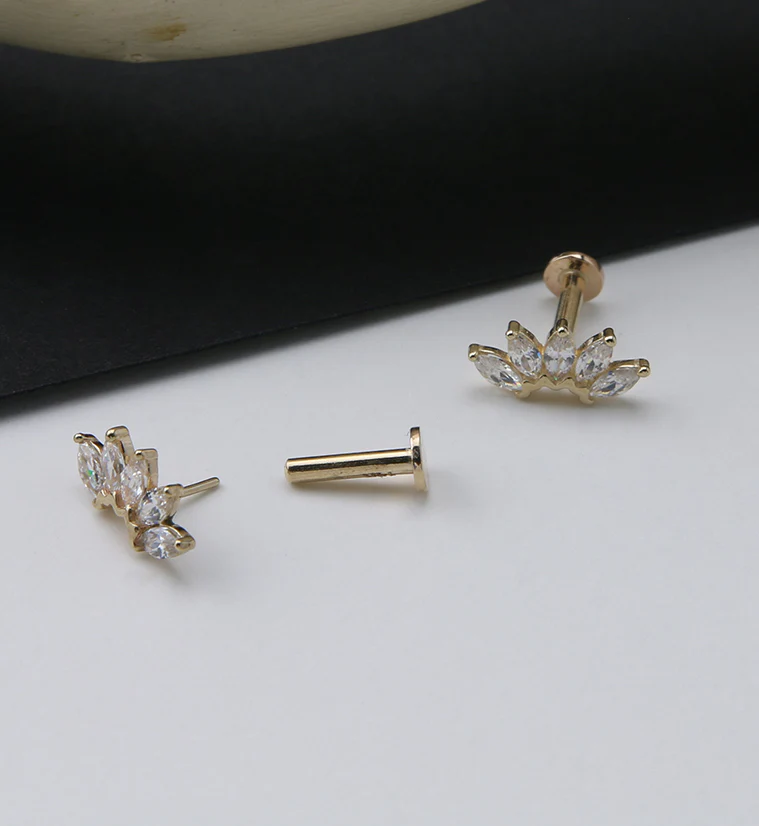 14kt Gold Lotus CZ Threadless Labret - Mrs Treak