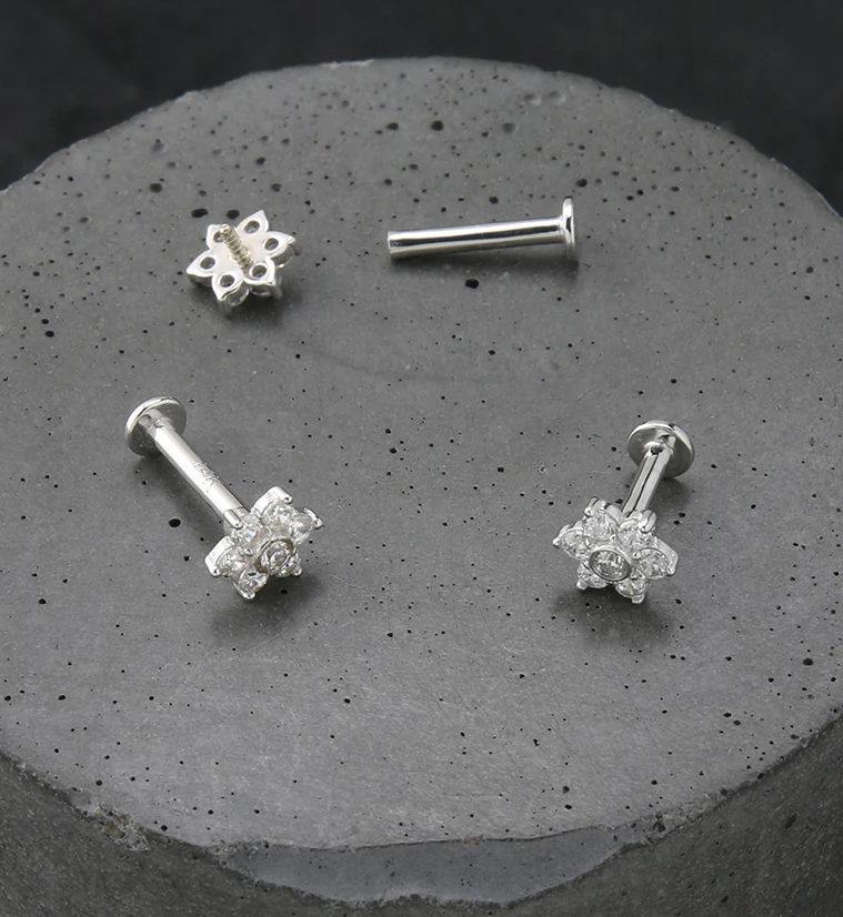 14kt White Gold Flower CZ Internally Threaded Labret - Mrs Treak