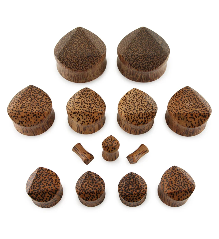 Coconut Wood Embossed Triangle Plugs - Mrs Treak