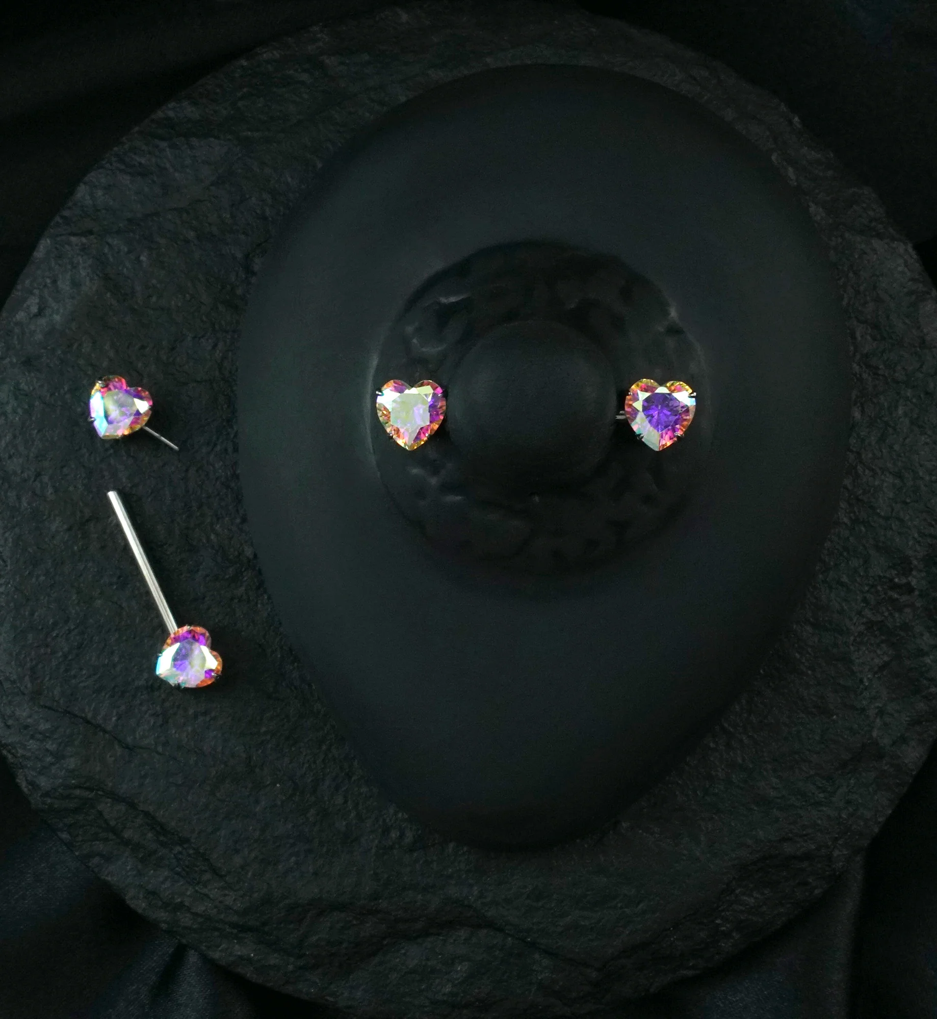 Prong Heart Rainbow Aurora CZ Threadless Titanium Nipple Barbell - Mrs Treak