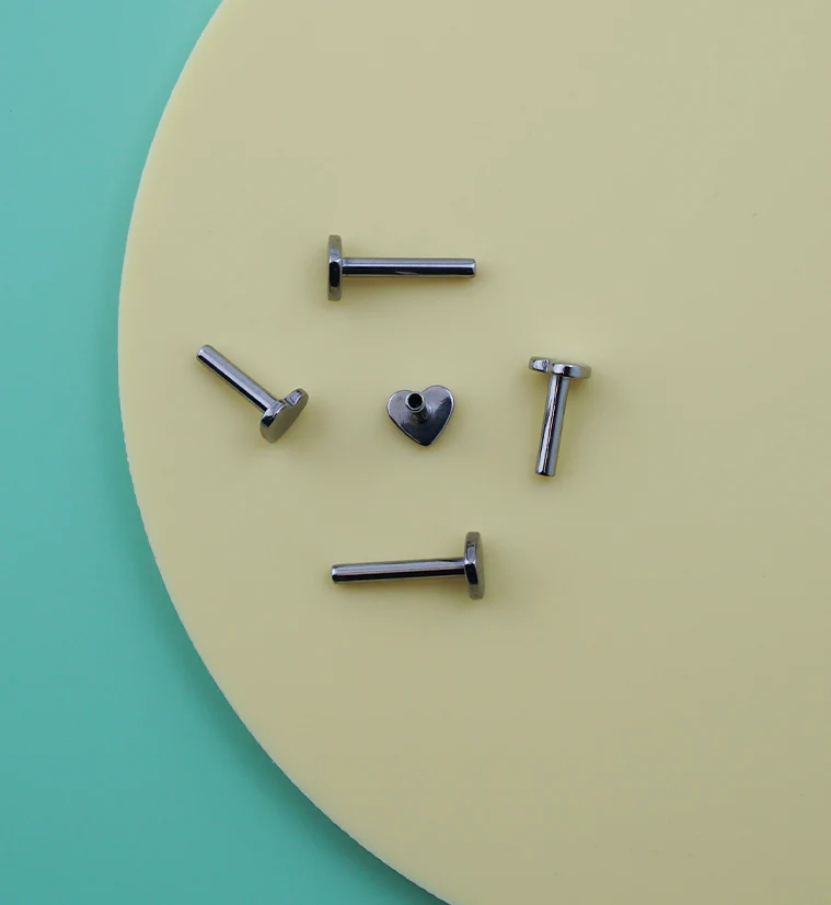 Heart Internally Threaded Titanium Flat Back Labret (Post Only) - Mrs Treak