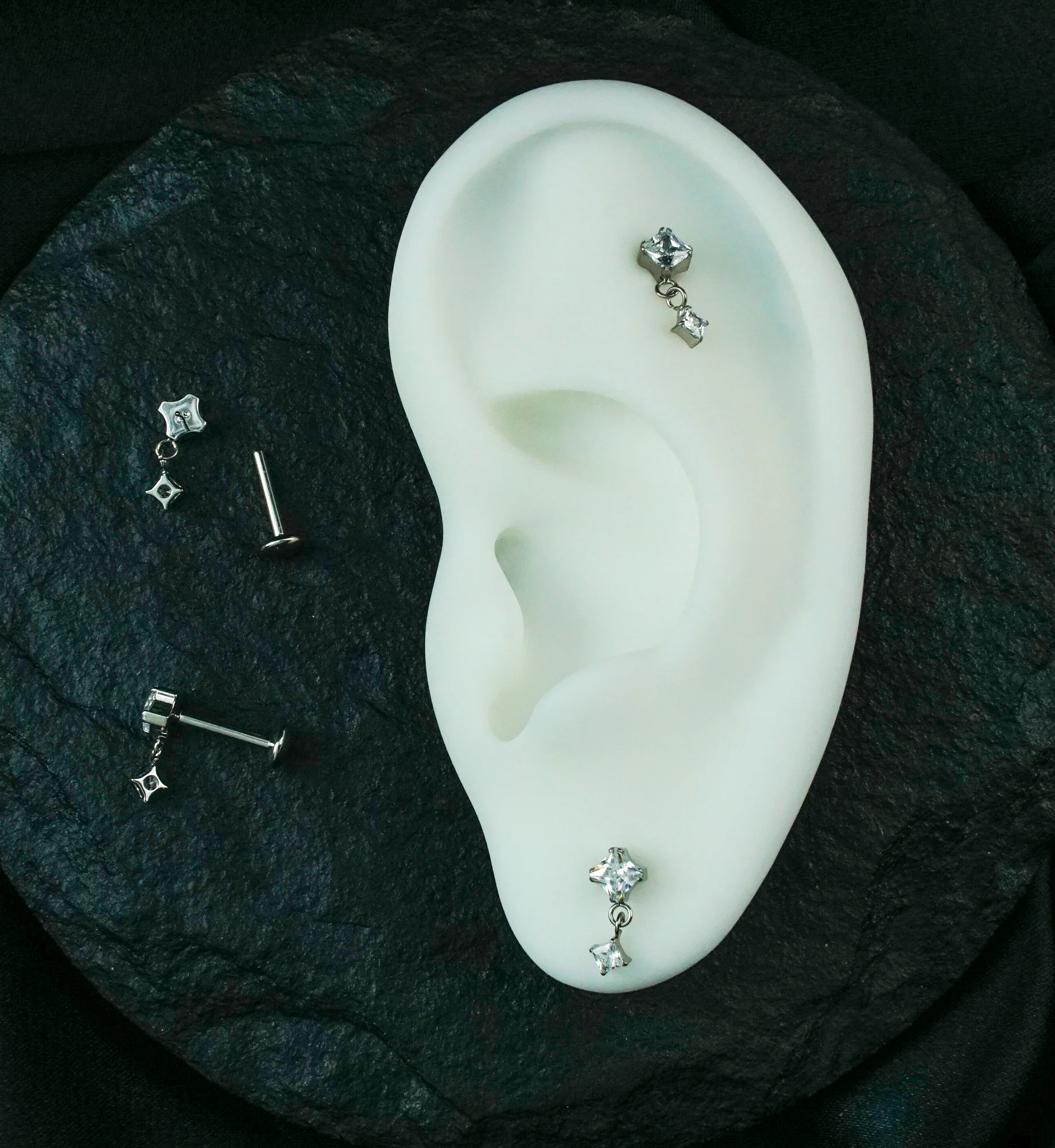 Prong Rhombus Clear CZ Dangle Titanium Convex Disk Labret - Mrs Treak