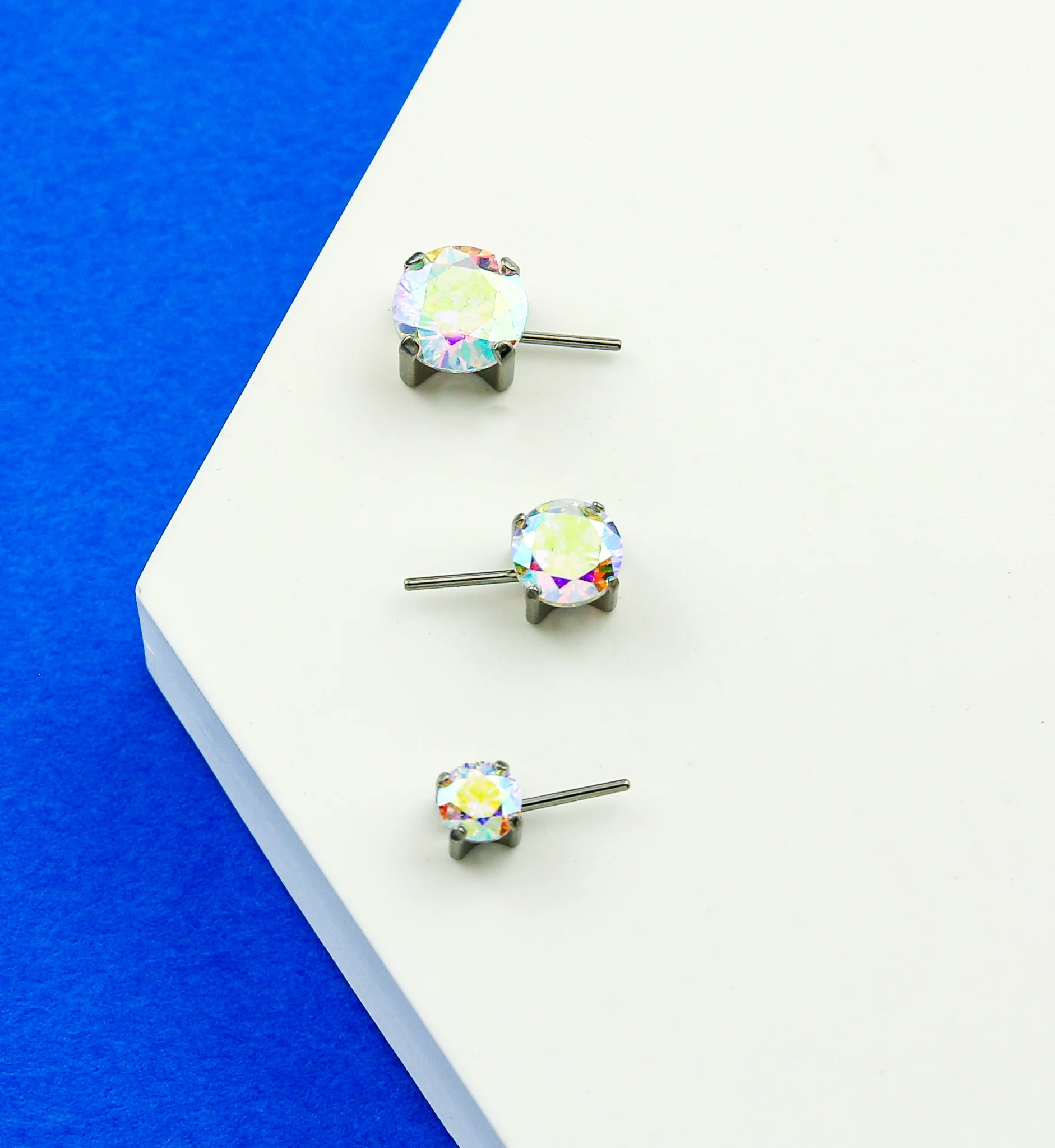 Forward Facing Prong Rainbow Aurora CZ Titanium Threadless Top - Mrs Treak