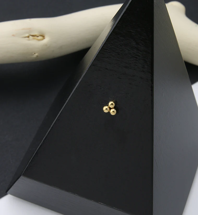 24kt Gold PVD Titanium Triple Ball Threadless Top - Mrs Treak