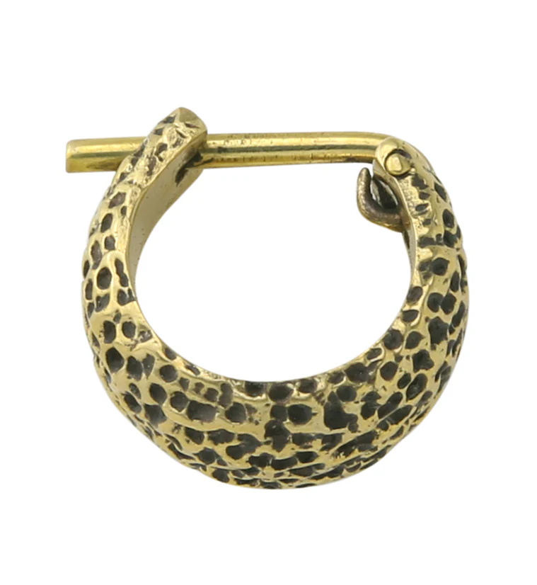 Sea Sponge Brass Hinged Ring - Mrs Treak