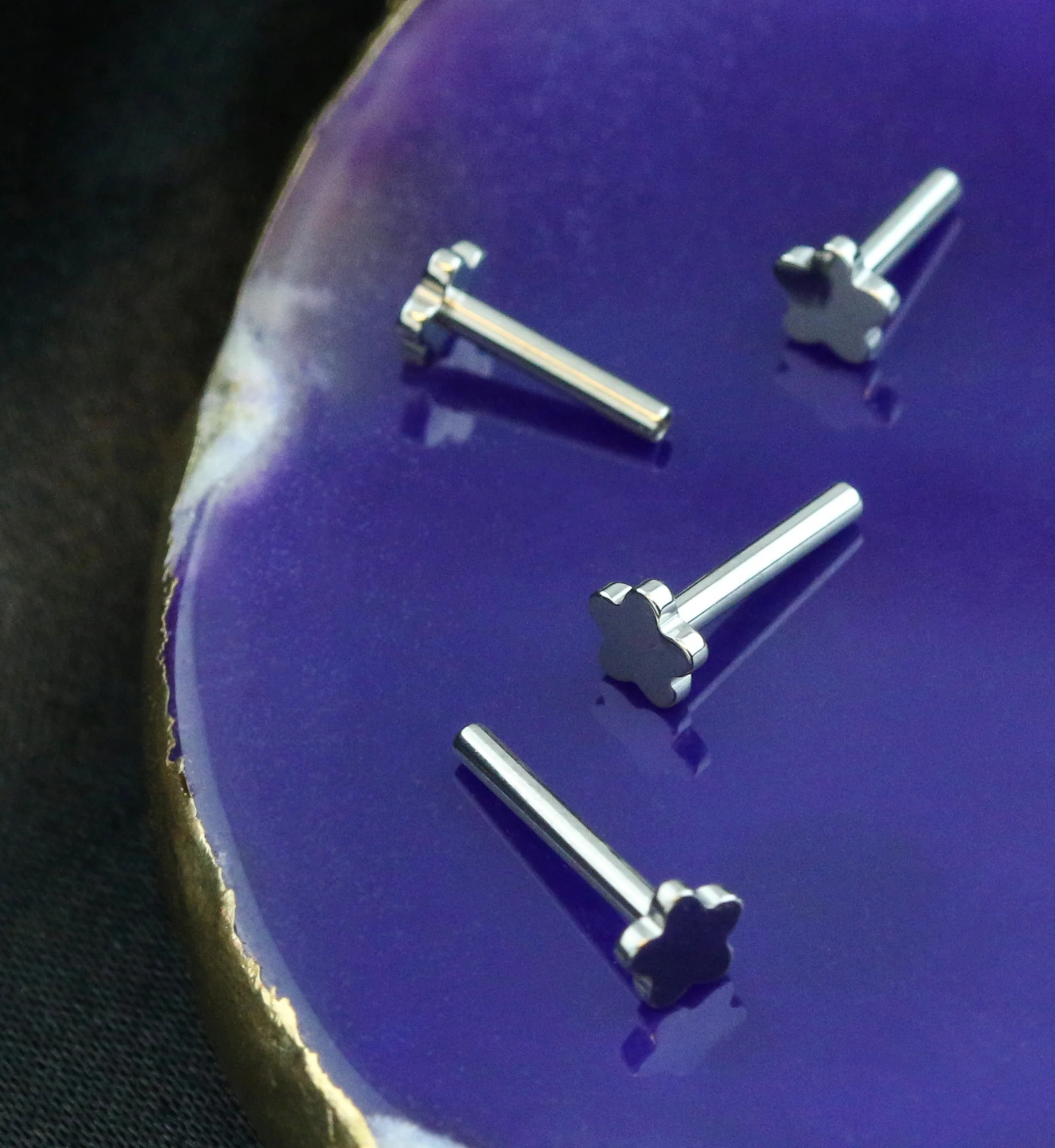 Internally Threaded Titanium Flower Back Labret (Post Only) - Mrs Treak