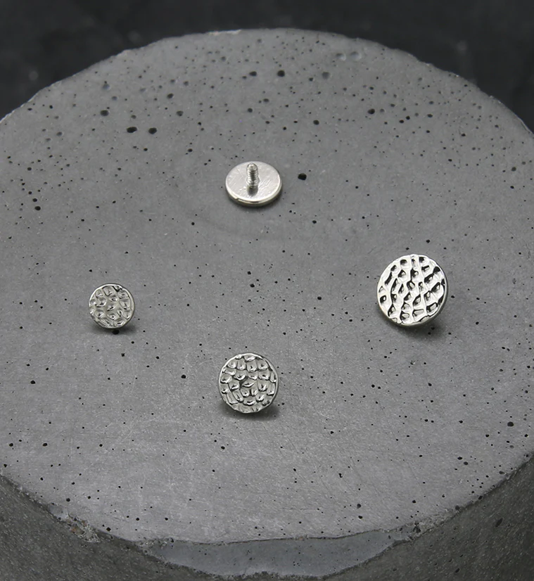 Hammered Disk Internally Threaded Titanium Top - Mrs Treak