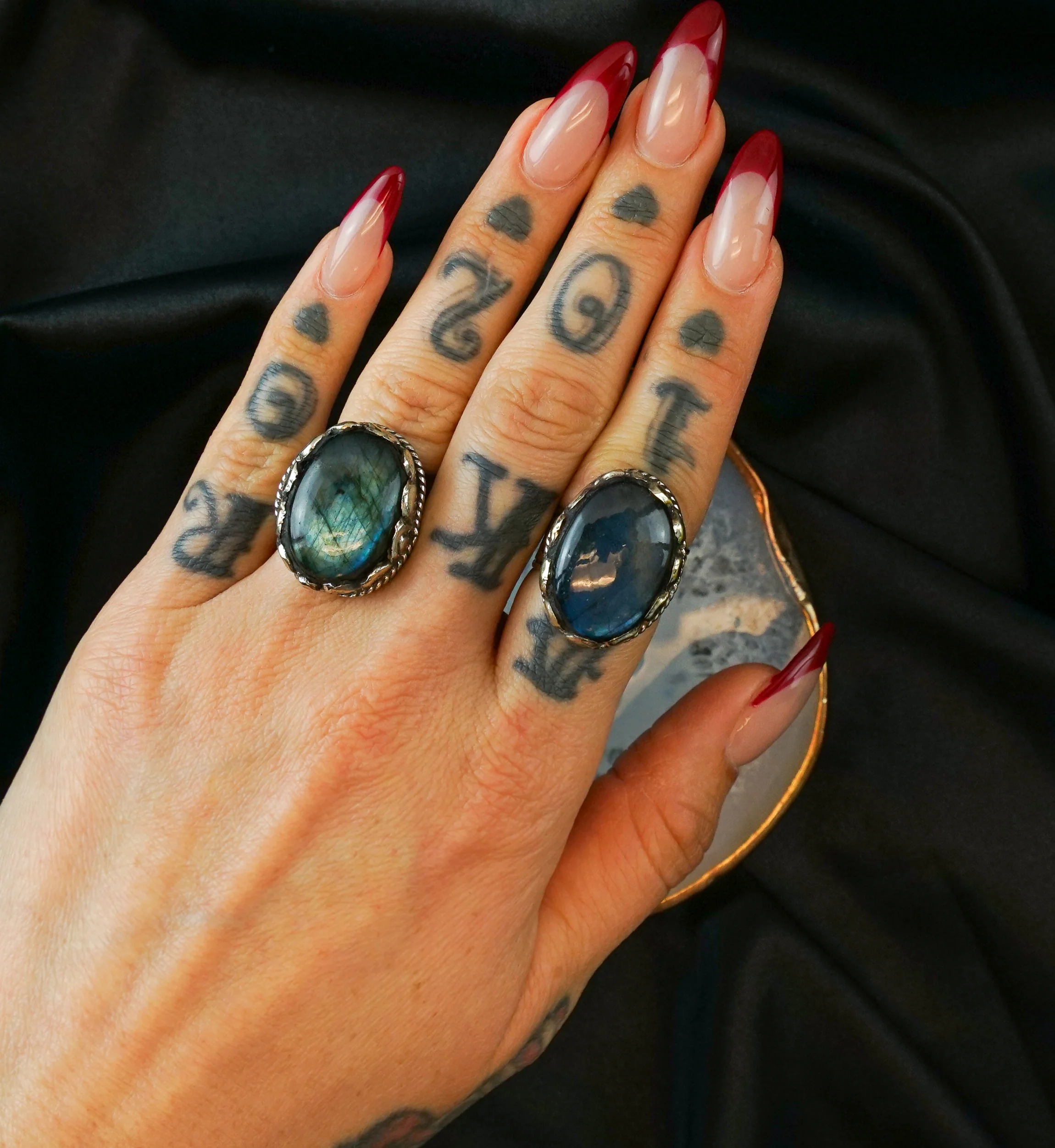 Ornate Oval Labradorite Stone White Brass Ring - Mrs Treak