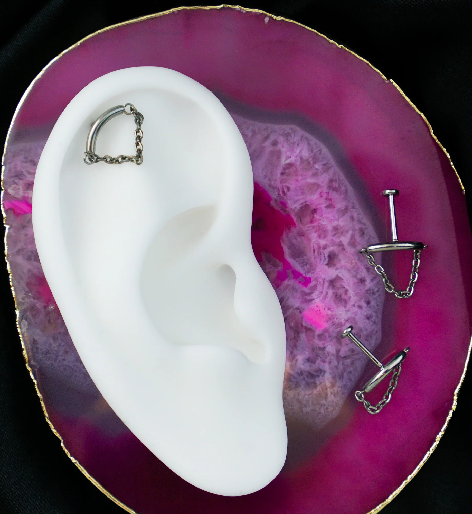 Curved Bar Dangle Chain Titanium Threadless Labret - Mrs Treak