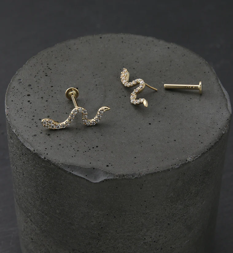 14kt Gold Snake CZ Threadless Labret - Mrs Treak