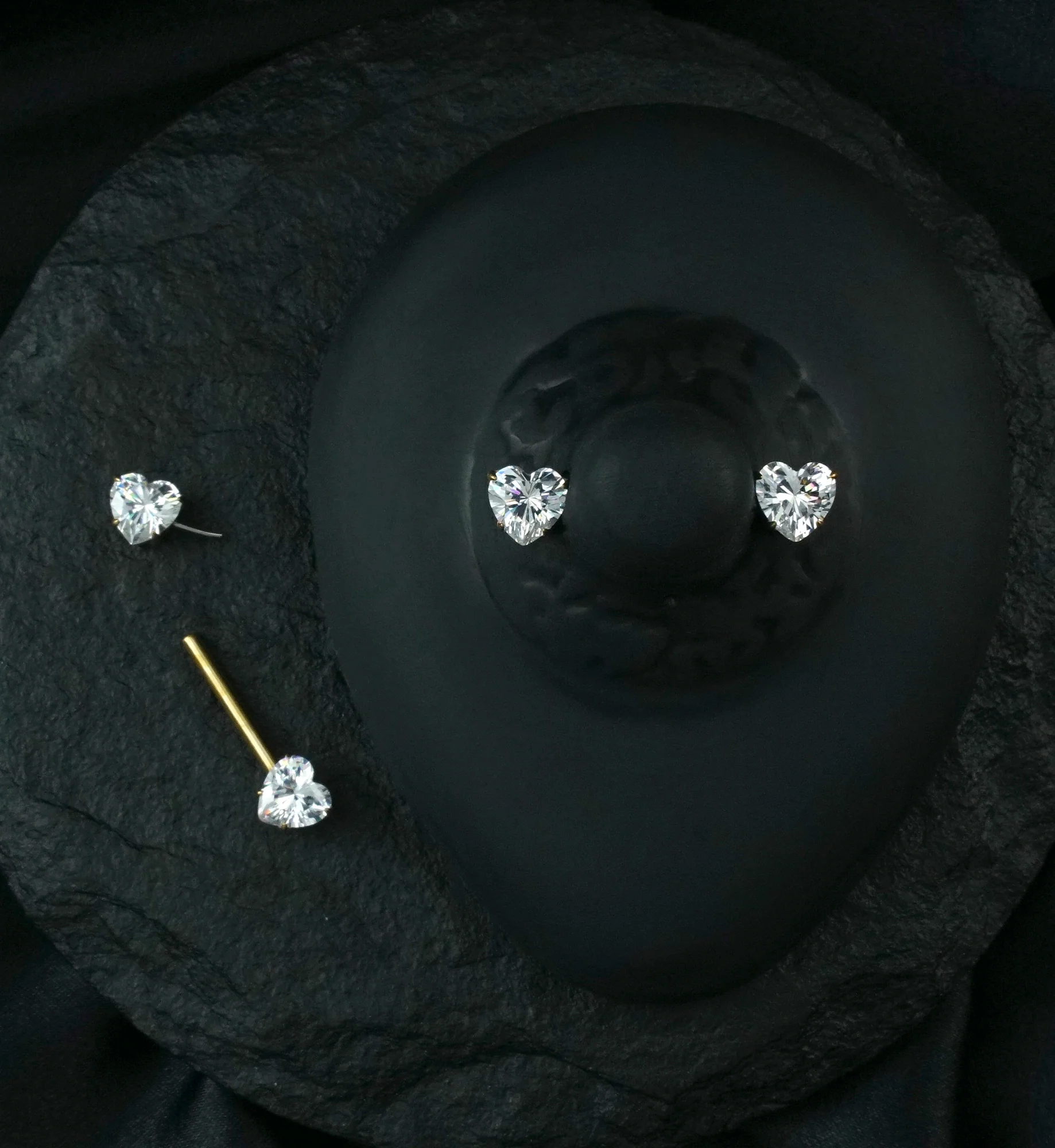 Gold PVD Prong Heart Clear CZ Threadless Titanium Nipple Barbell - Mrs Treak