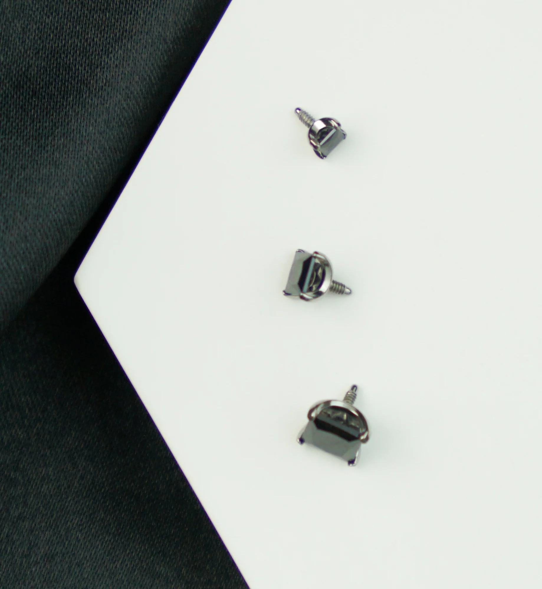 Princess Black CZ Internally Threaded Titanium Top - Mrs Treak