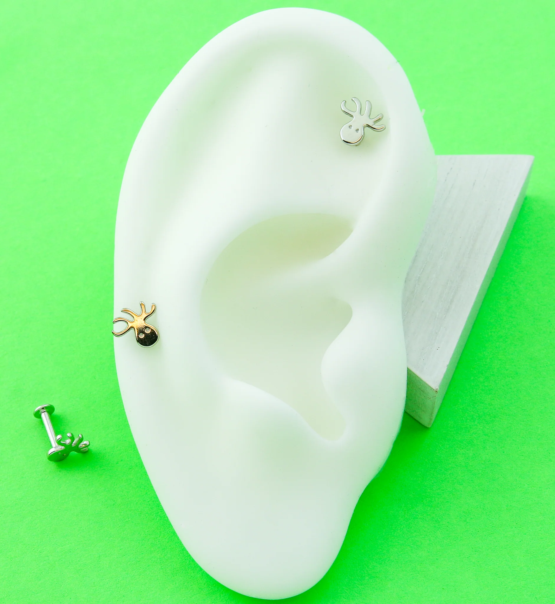 14kt White Gold Octopus Internally Threaded Labret - Mrs Treak