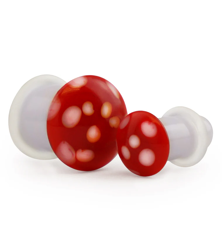 Red Spotted Mushroom Glass Single Flare Plugs - Mrs Treak